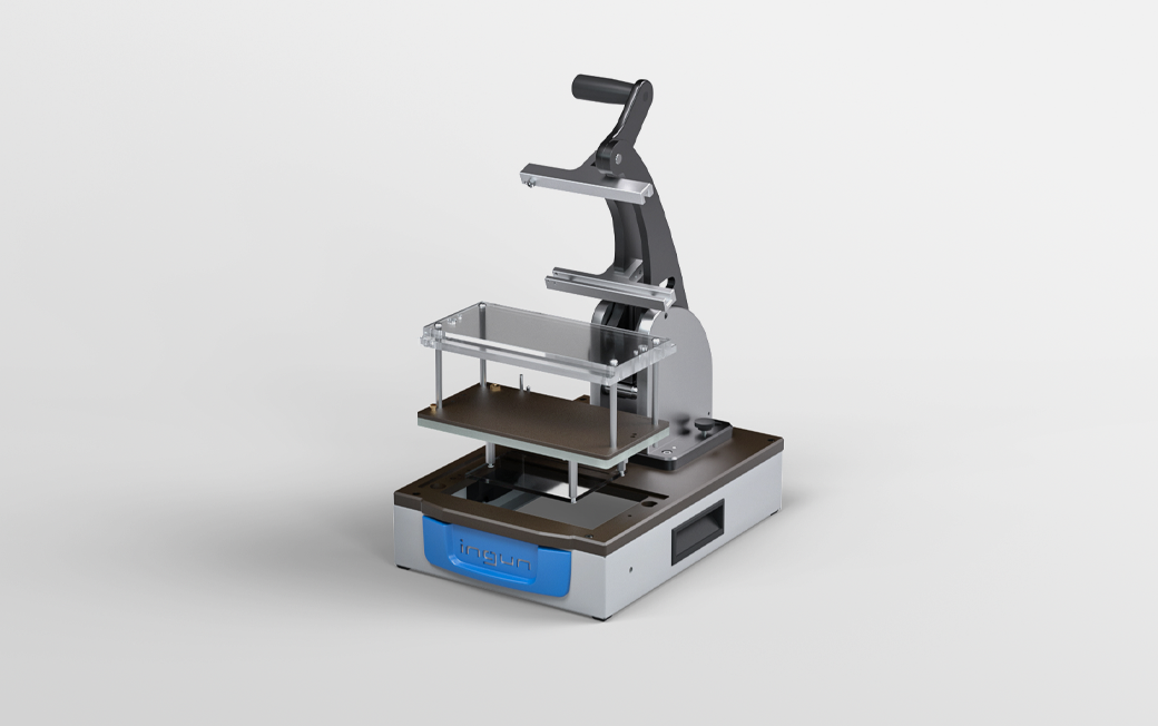 Background image right alt text